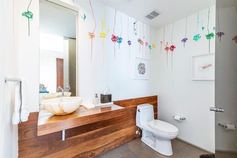 Tiny photo for 2845 Lee Street, Dallas, TX 75206 (MLS # 21192031)