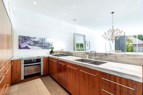 Tiny photo for 2845 Lee Street, Dallas, TX 75206 (MLS # 21192031)