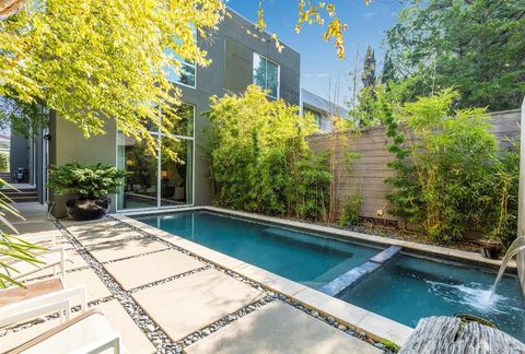 Tiny photo for 2845 Lee Street, Dallas, TX 75206 (MLS # 21192031)