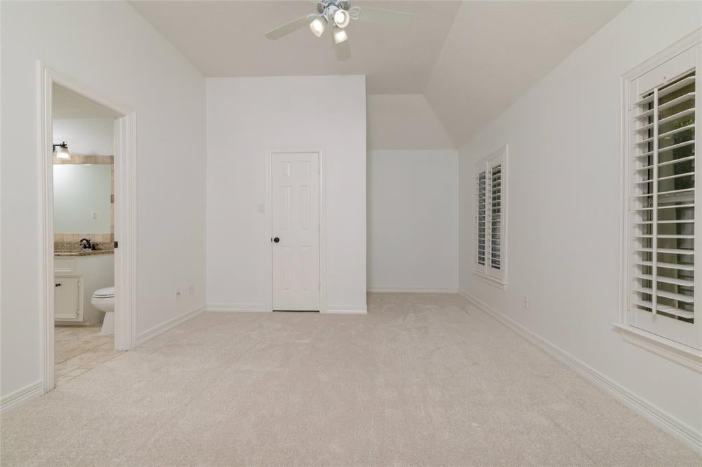 585 Oak Hill Dr, Southlake, TX, 76092, USA, 5 Bedrooms Bedrooms, ,4 BathroomsBathrooms,Residential,Pending,585 Oak Hill Dr,21278425