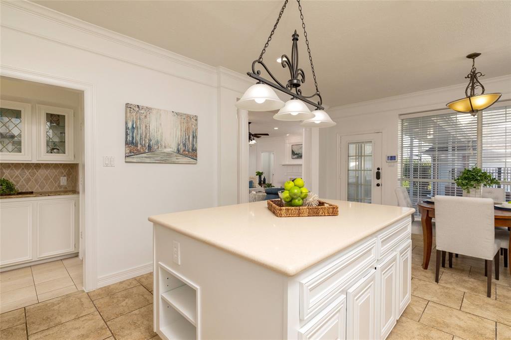 585 Oak Hill Dr, Southlake, TX, 76092, USA, 5 Bedrooms Bedrooms, ,4 BathroomsBathrooms,Residential,Pending,585 Oak Hill Dr,21278425
