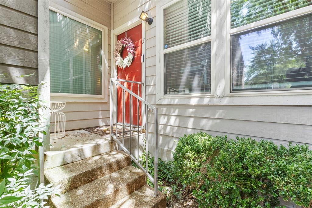 5616 Preston Oaks Road 1105