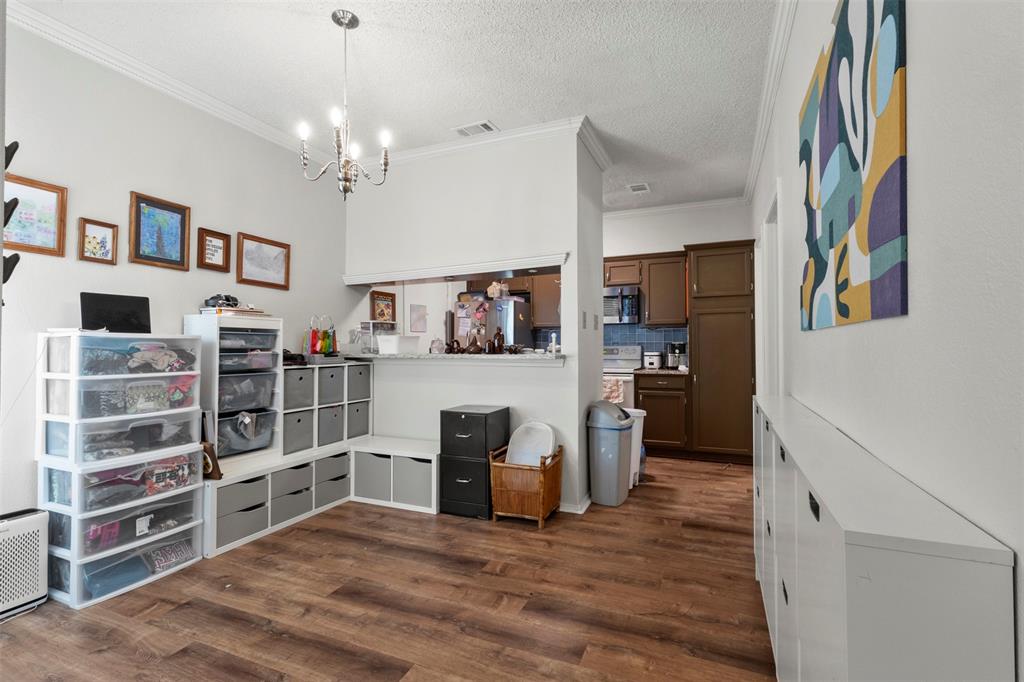 Oaks On Montfort Ph 02 03 04 - Residential