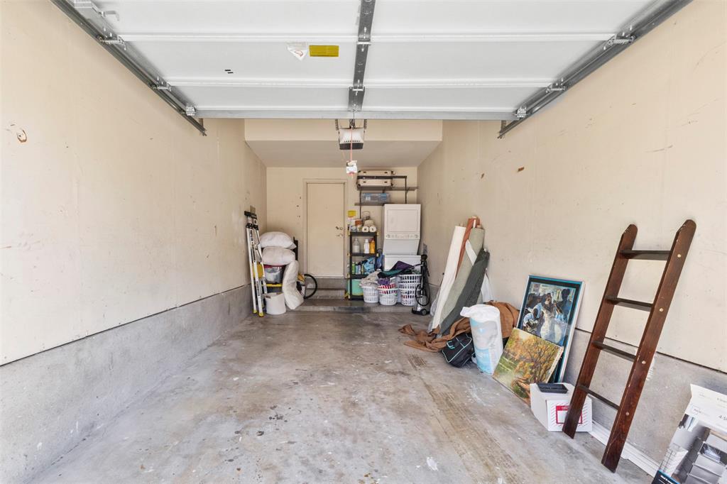 Oaks On Montfort Ph 02 03 04 - Residential