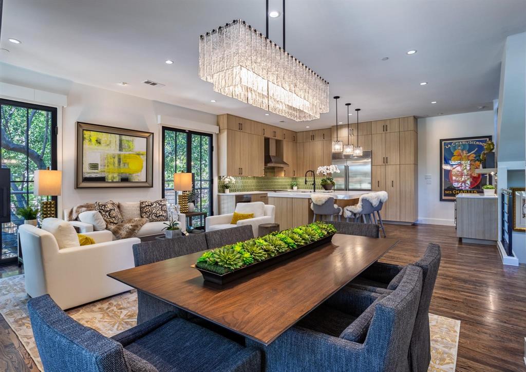 Pecan Plaza - Residential