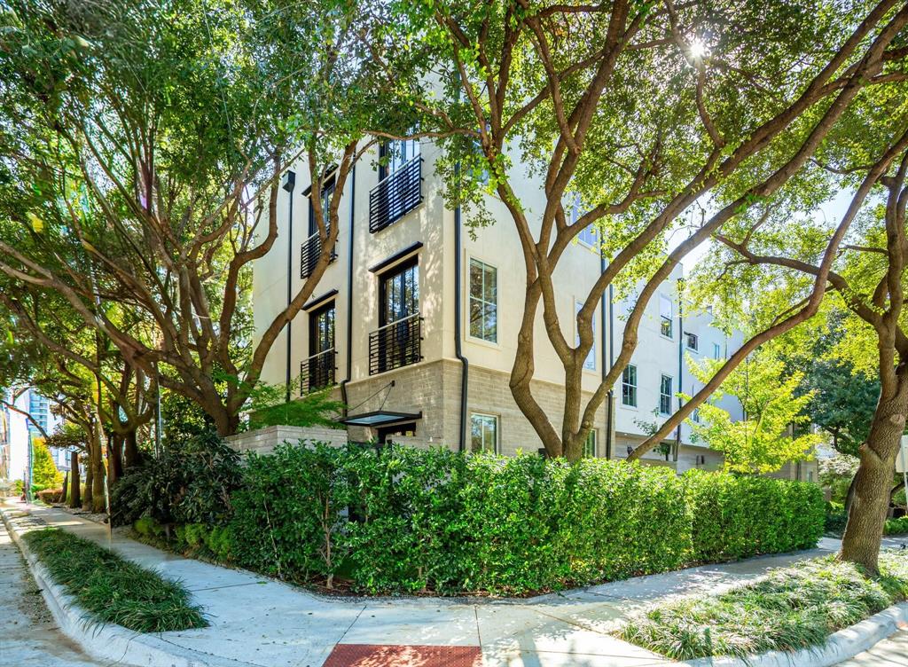 2630 A WELBORN Street