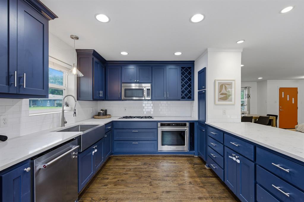 University Terrace Rev - Residential