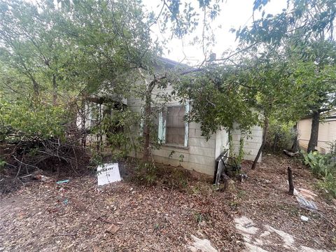 210 & 212 W 2nd Street Breckenridge TX 76424