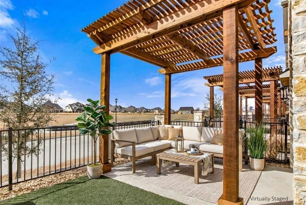1212 Armstrong