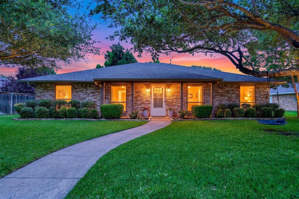 2814 Forest Grove Drive