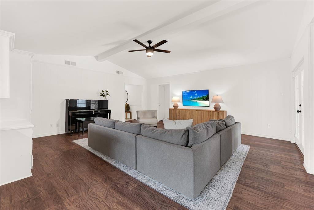 2814 Forest Grove Drive