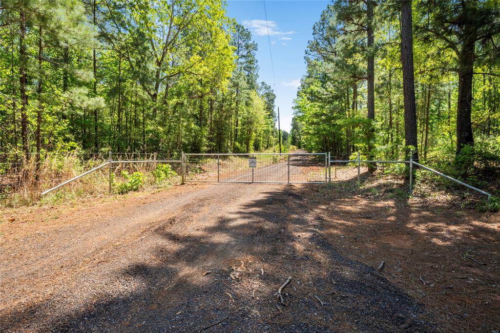 5570 County Road 1804