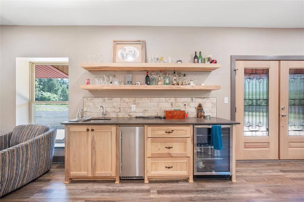 (R15_A) RURAL NEIGHBORHOOD RISD CLASS A - Farm