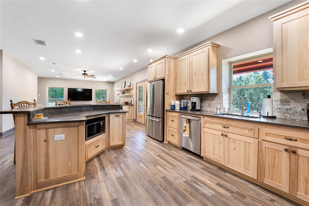 (R15_A) RURAL NEIGHBORHOOD RISD CLASS A - Farm