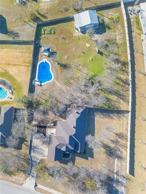 Tiny photo for 100 Parker Oaks Lane, Weatherford, TX 76087 (MLS # 21341236)
