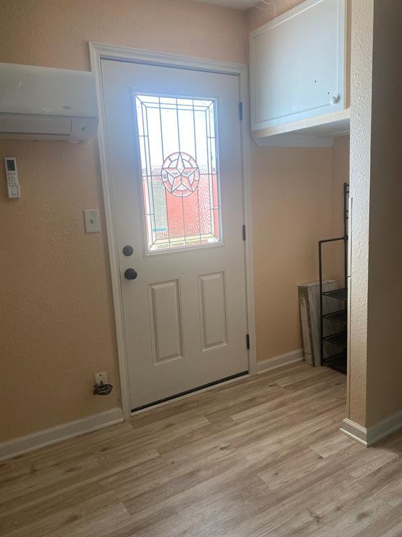 RANFT PK LAKE AREA - Residential