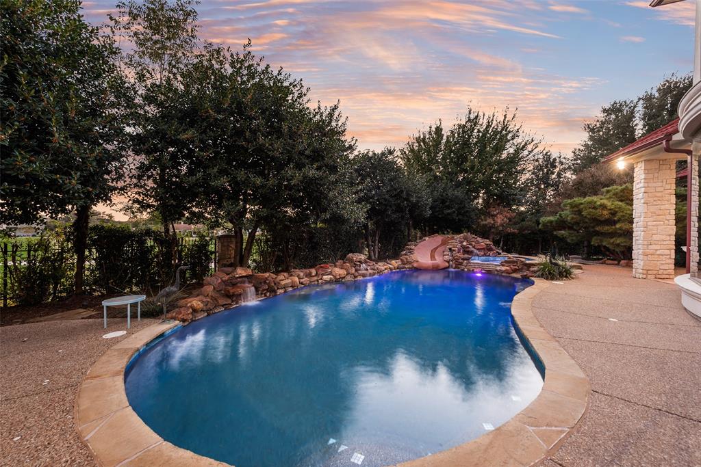 The Estates Of Hogans Glen Ph - Residential