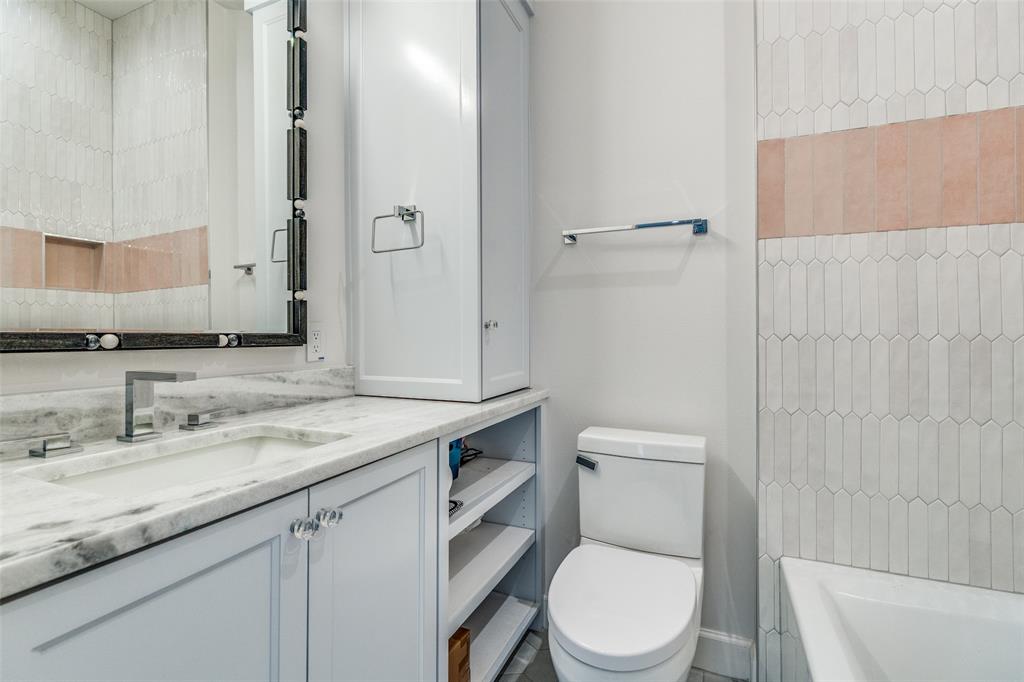 Midway Hills 05 - Residential