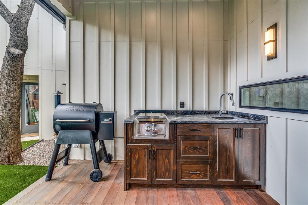 Midway Hills 05 - Residential