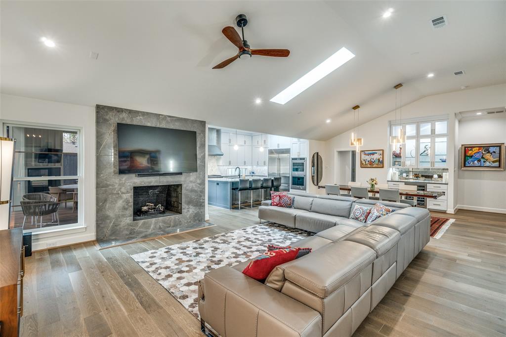 Midway Hills 05 - Residential