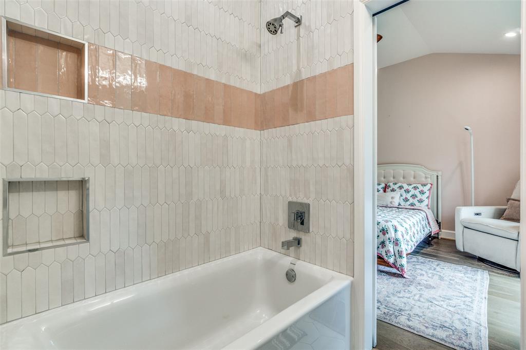 Midway Hills 05 - Residential