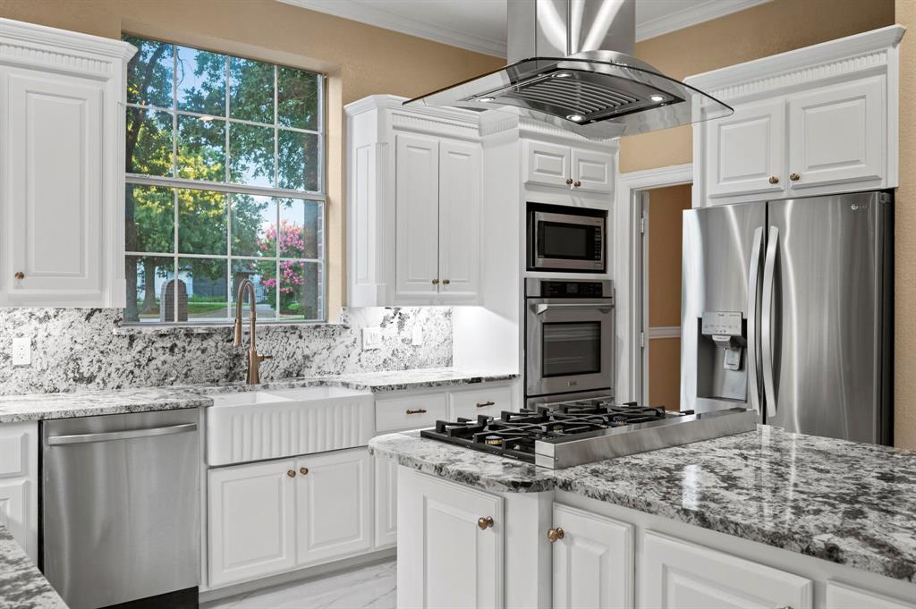 1002 Hidden Knoll Court