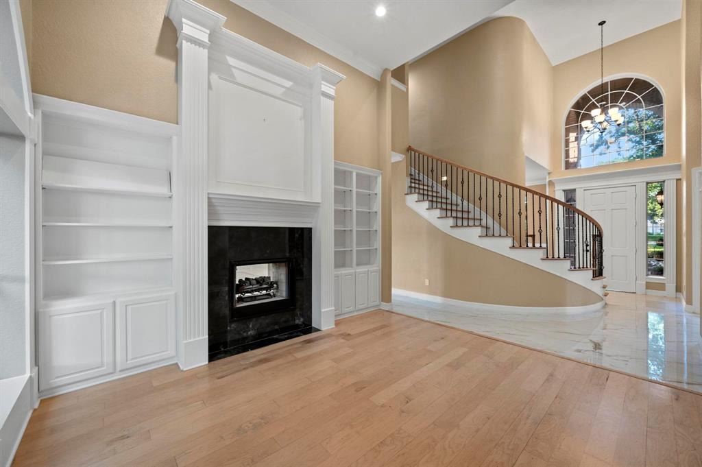 1002 Hidden Knoll Court