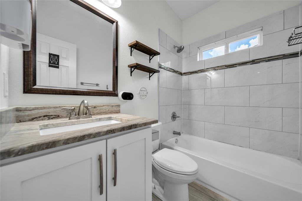 4510 Solar Lane