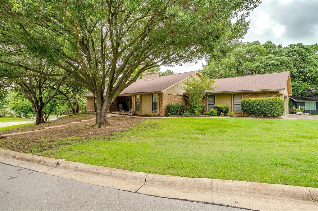 117 Cliffside Drive N