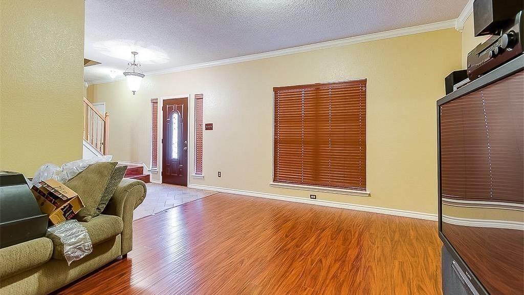 5013 Bellerive Court