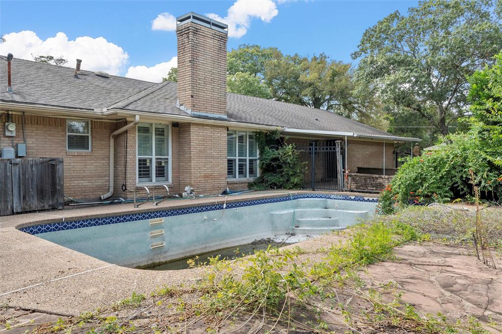 Forest Hills - Residential