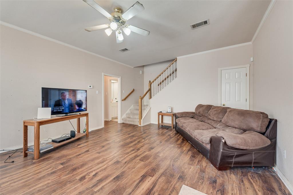 1230 Woodland Park Drive