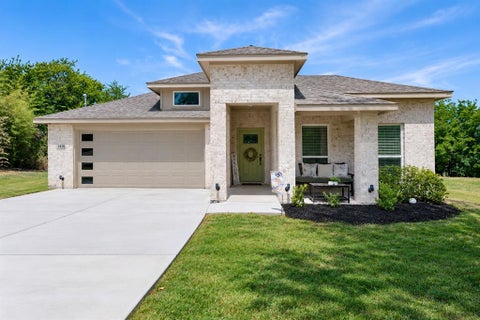 Photo of 1420 Marshall Street, Greenville, TX 75401 (MLS # 21419940)