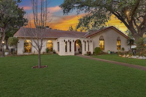 807 Middle Run Duncanville TX 75137