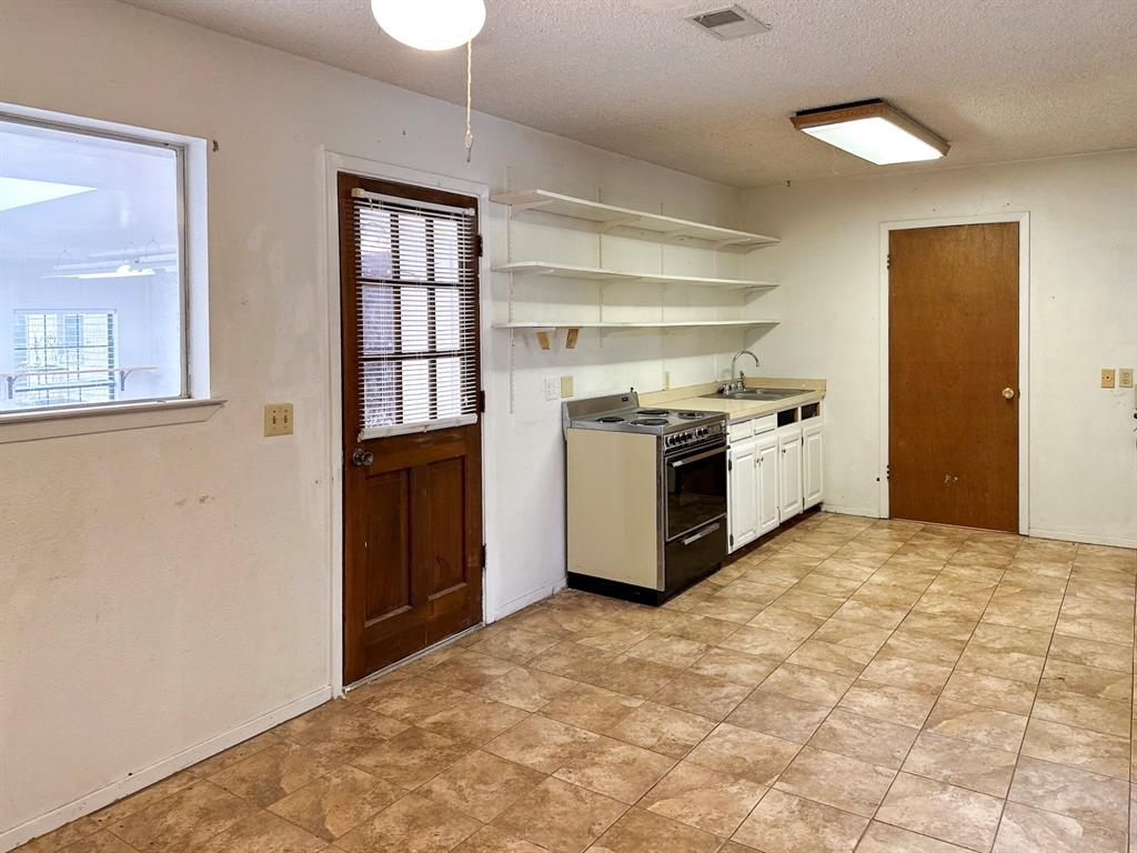 Alvarado Oaks - Residential