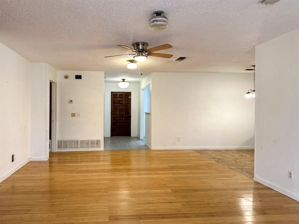 Alvarado Oaks - Residential