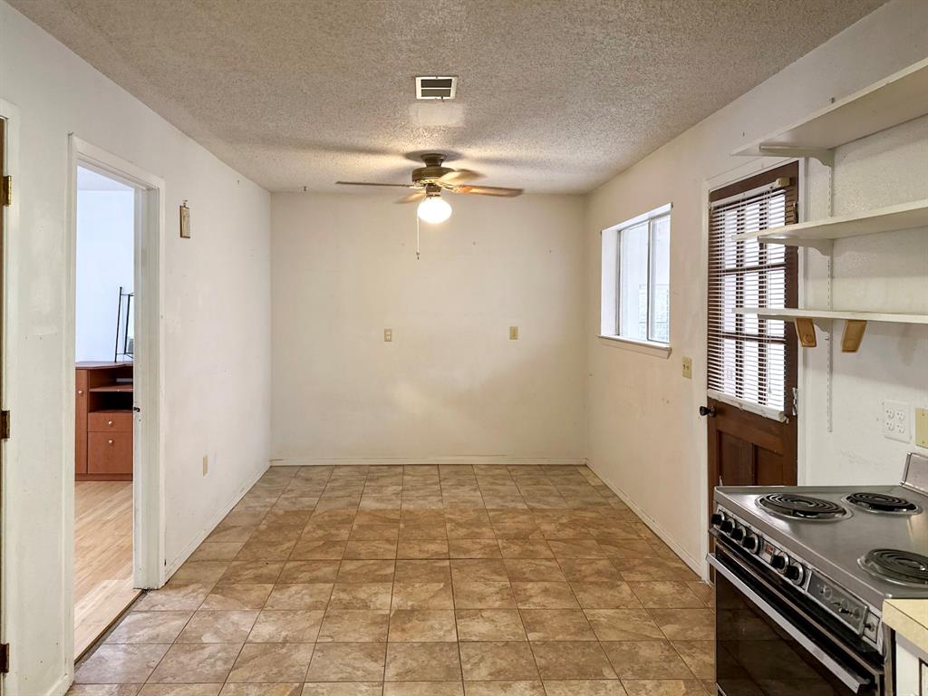 Alvarado Oaks - Residential