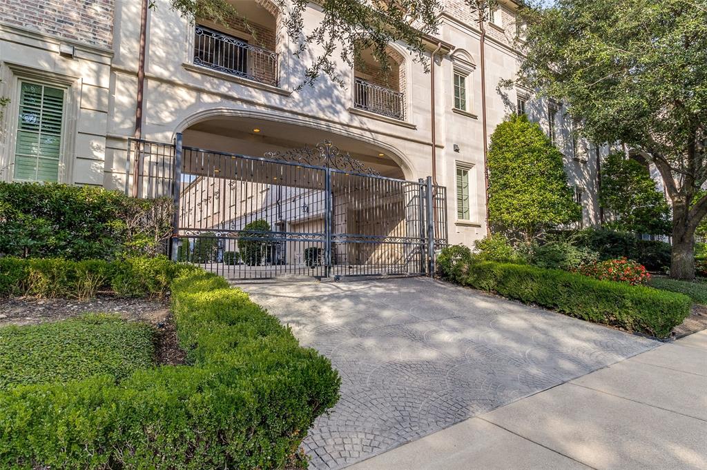 Highland Gates On Katy Trail Condo - Residential