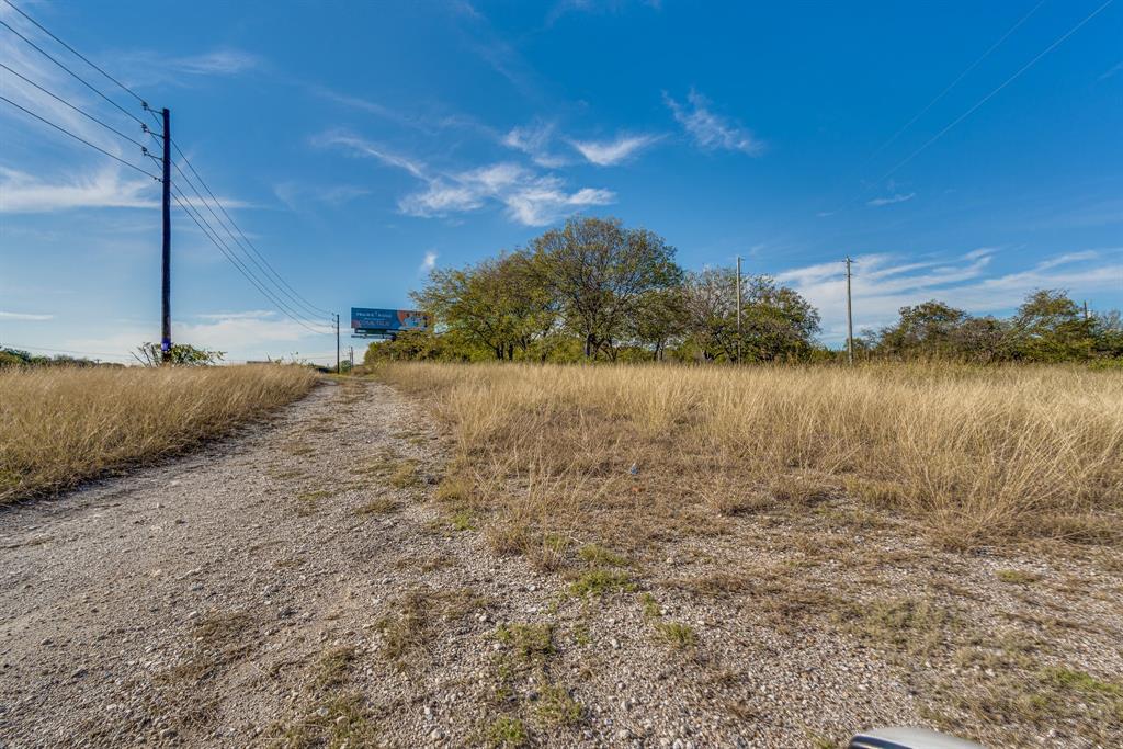 2875 E Hwy 287