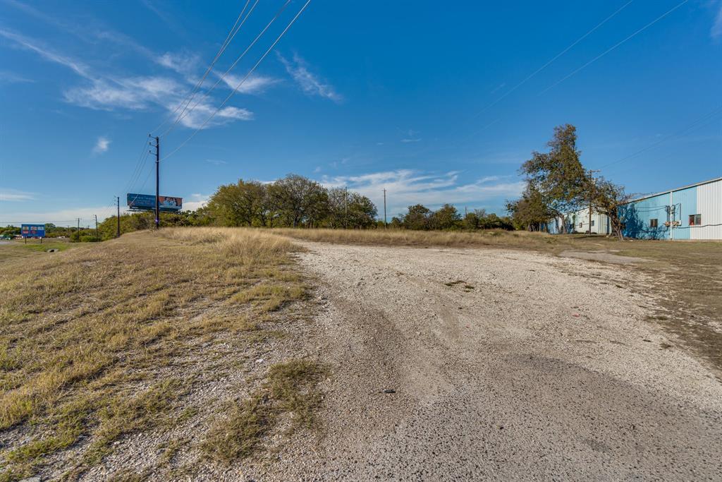 2875 E Hwy 287