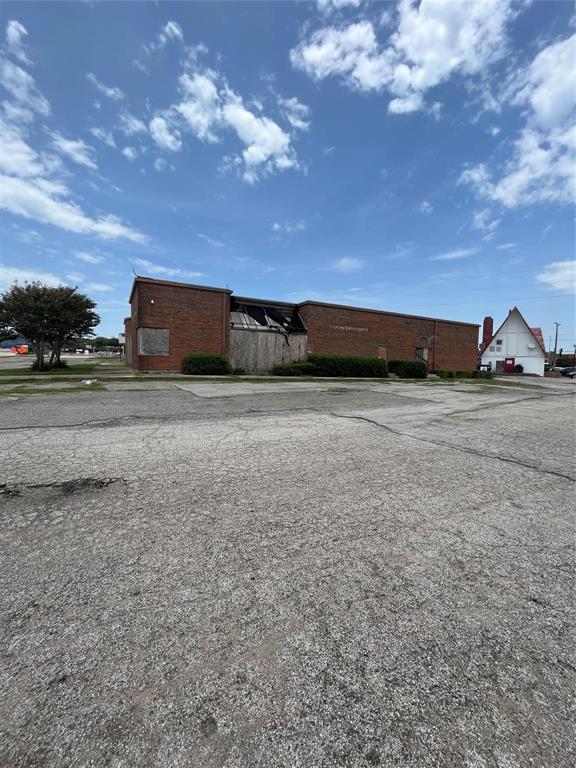 3304 W Camp Wisdom Road A and B