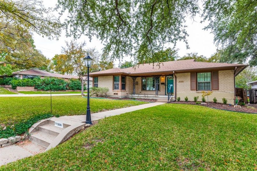 This is the Ryan Place home you have been wanting and waiting for! Tree-lined corner lot that offers space as well as privacy. The two large pecan trees provide backyard shade in the summer. The two car garage is oversized and has bonus storage space. Lifetime transferable warranty on foundation repair from over 10 years ago. So much to say: new fully updated kitchen with quartz countertops; generator to power the house in case of power outage; reverse osmosis water filter; washing machine new 2023; dryer new 2023; garage painted 2020; most of interior repainted 2023; water heater new 2023; refrigerator new 2021; new HVAC 2018; New roof 2023. 

Remoted controlled gated backyard entry.

 See full list of updates in Documents

Previous owners replaced the windows in 2013 and blew in insulation in outer walls for extra energy efficiency.