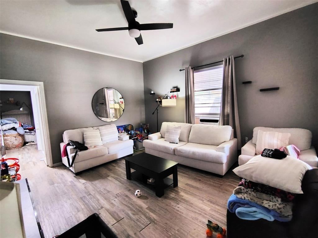 516 & 518 S Glasgow Drive