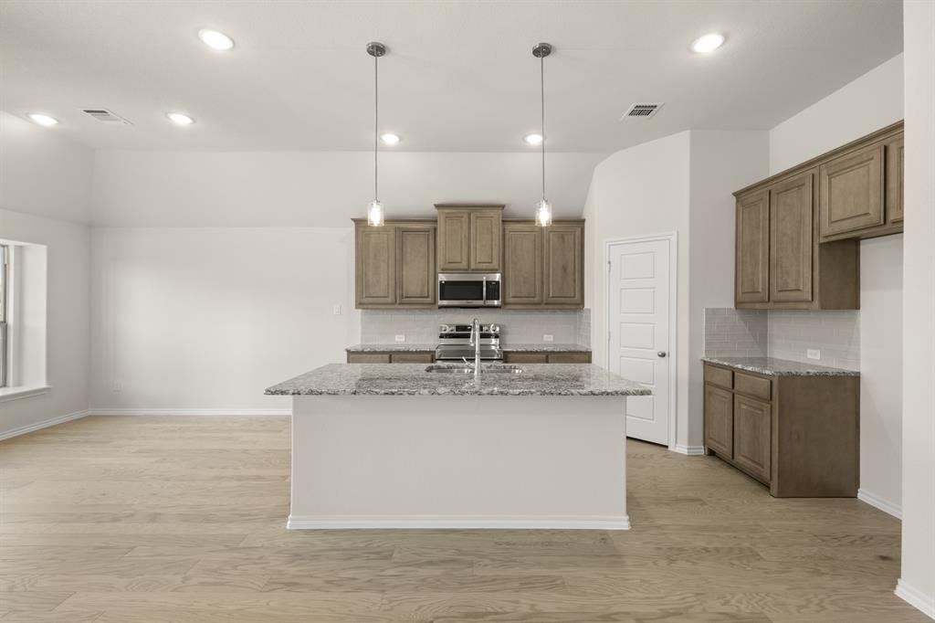 Summer Crest - Residential