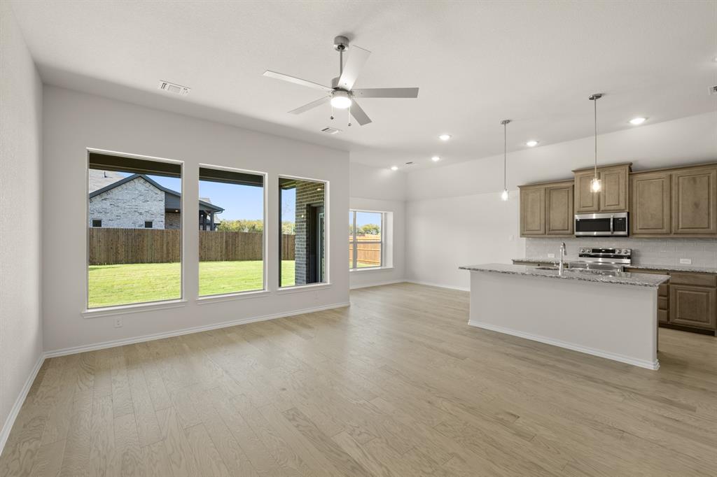 Summer Crest - Residential