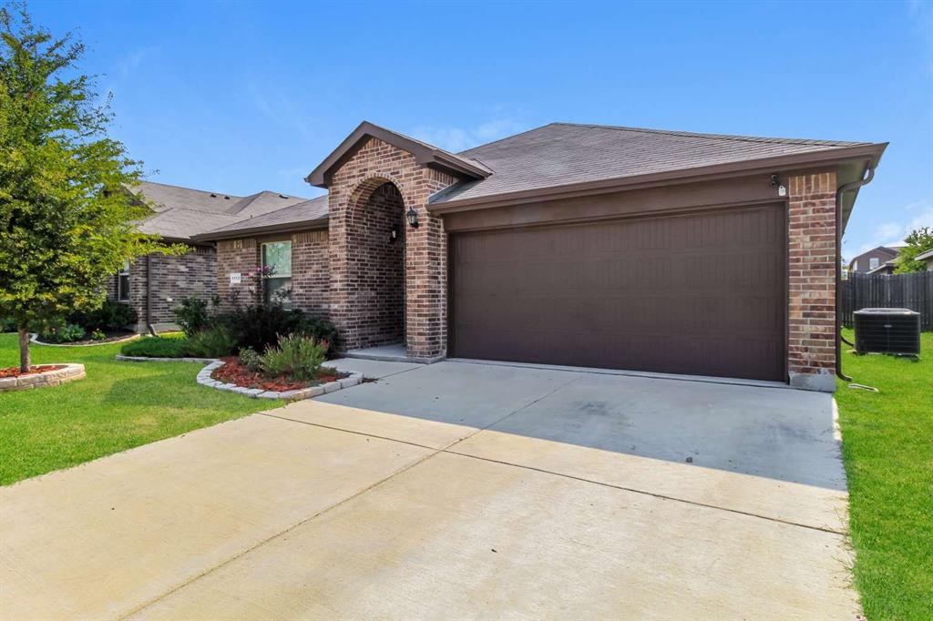 1113 Forest Glen Drive