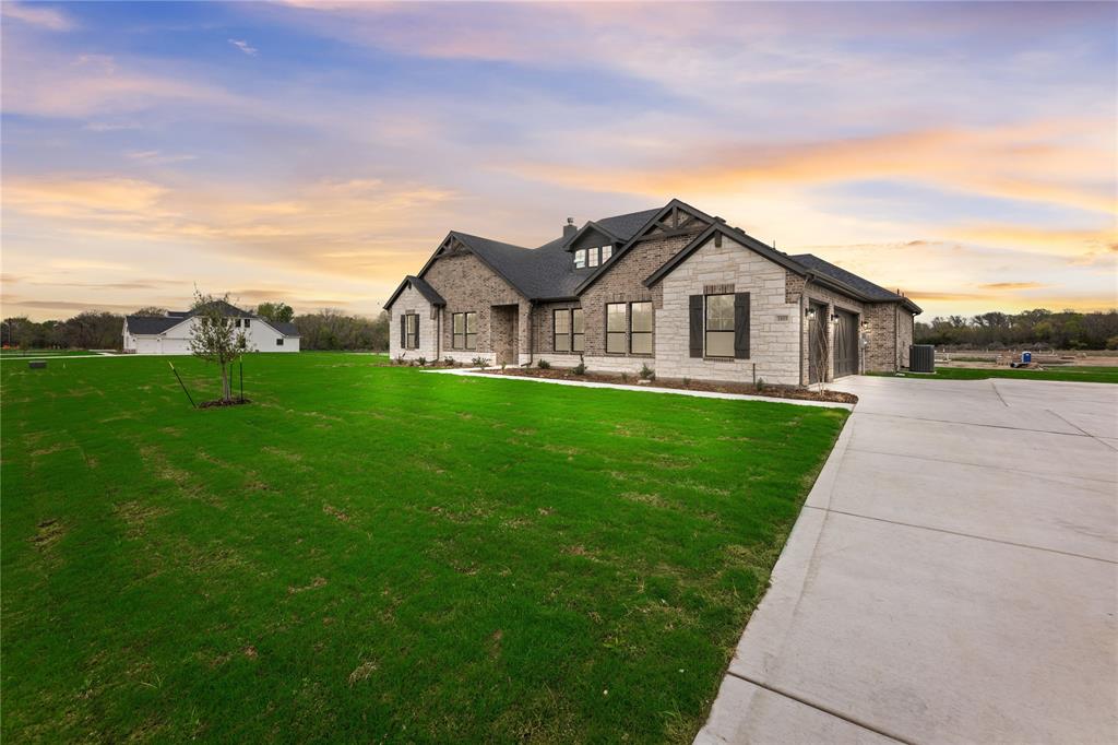 1055 Julian Drive