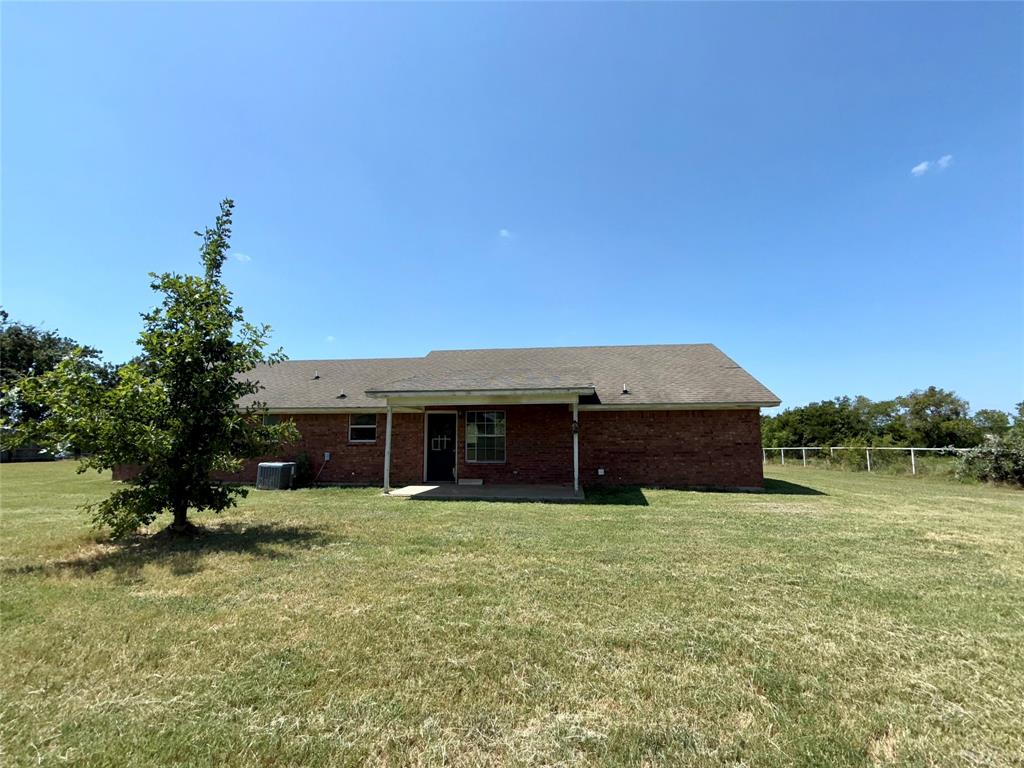Abst 29 yr 45 W Byers - Residential
