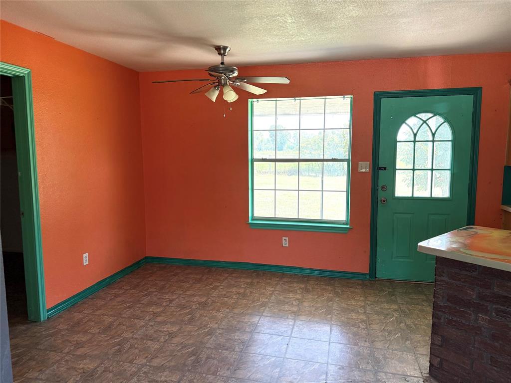 Abst 29 yr 45 W Byers - Residential