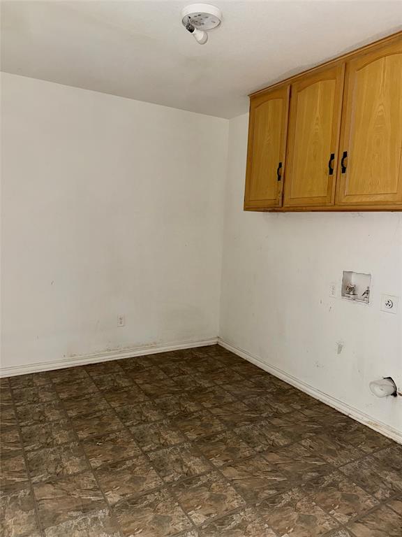 Abst 29 yr 45 W Byers - Residential